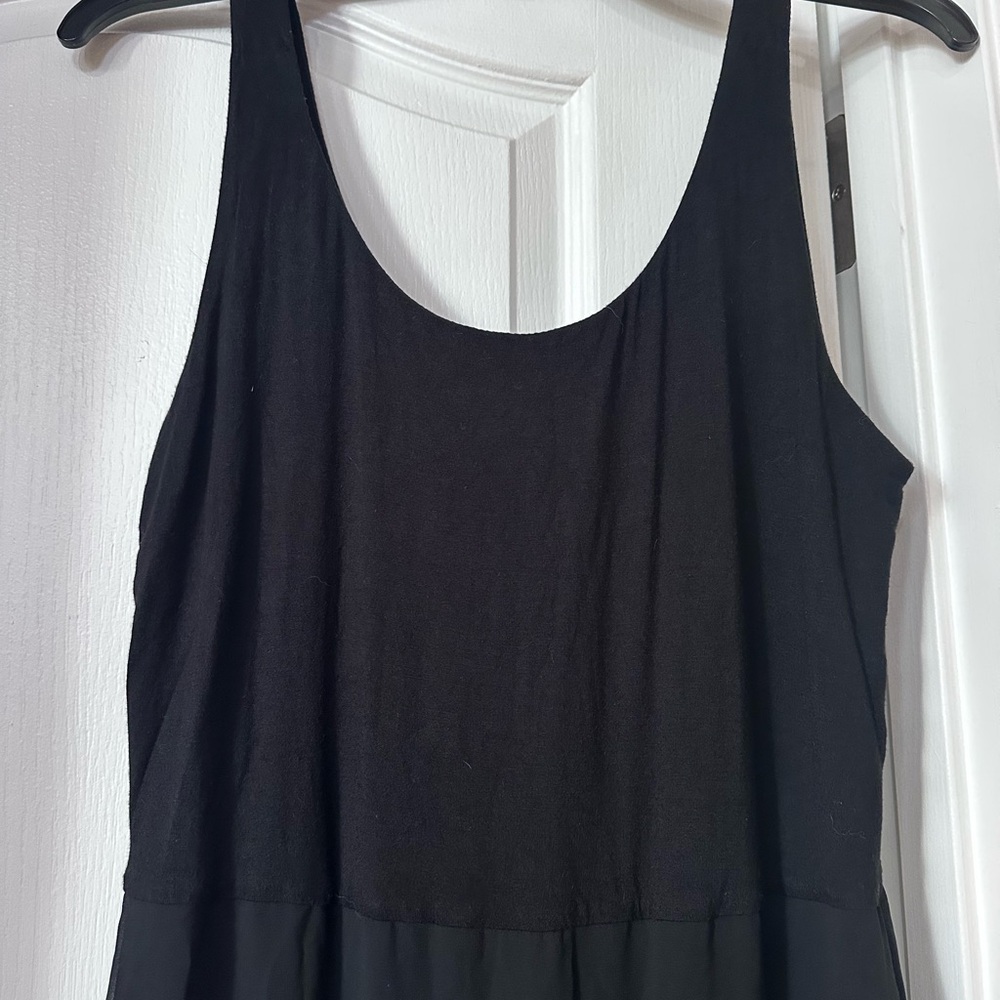 Black Sleeveless Scoop Neck Maxi Sundress
